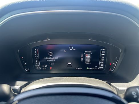 Certified 2025 Honda Pilot Elite image 27