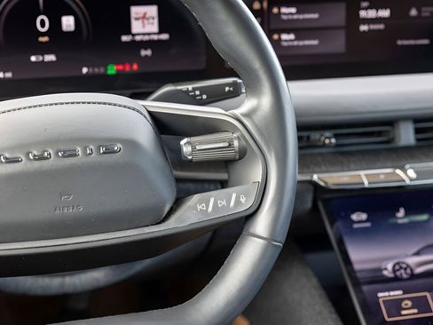 Used 2023 Lucid Air Touring AWD/4WD image 32