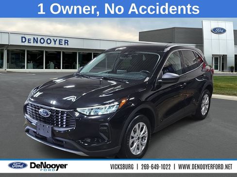 Used 2024 Ford Escape Active AWD/4WD image 1