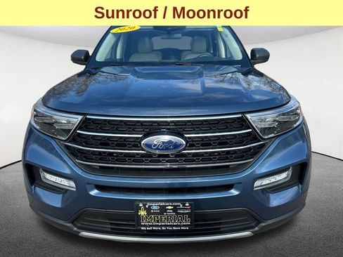 Used 2020 Ford Explorer XLT w/ Equipment Group 202A image 4