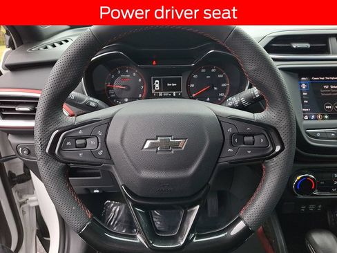 Used 2023 Chevrolet TrailBlazer RS AWD/4WD image 18