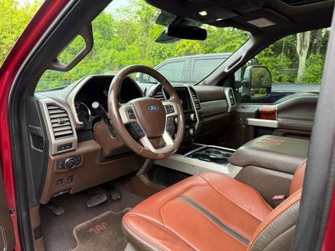 Used 2019 Ford F350 King Ranch w/ King Ranch Ultimate Package AWD/4WD image 2