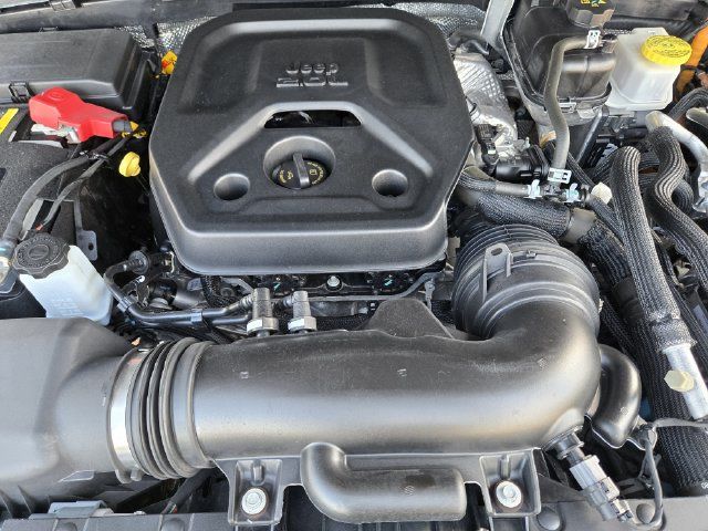 Used 2024 Jeep Wrangler Unlimited AWD/4WD image 34
