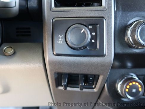 Used 2019 Ford F250 XL w/ Power Equipment Group AWD/4WD image 32