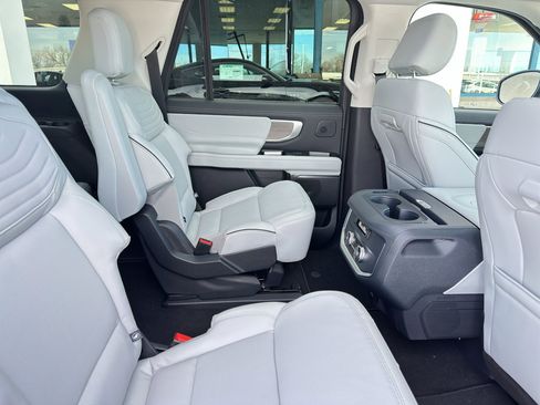 New 2025 Ford Expedition Max Platinum w/ Platinum Ultimate Package image 33