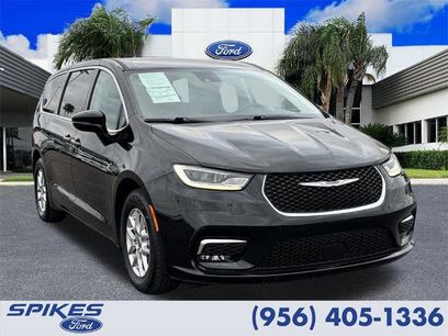 Used 2024 Chrysler Pacifica Touring-L