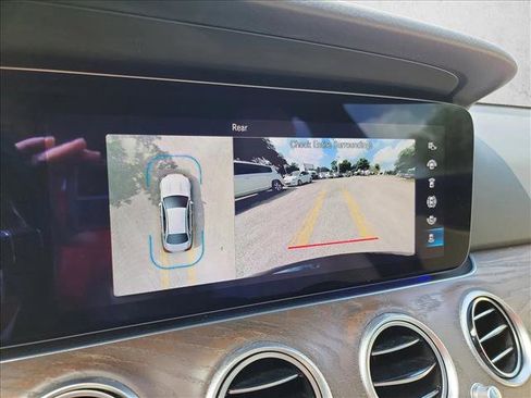 Used 2022 Mercedes-Benz E 350 Sedan image 22