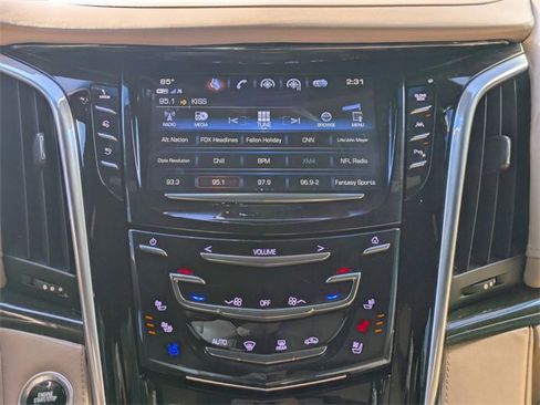 Used 2020 Cadillac Escalade Platinum w/ Escalade Sport Edition image 22