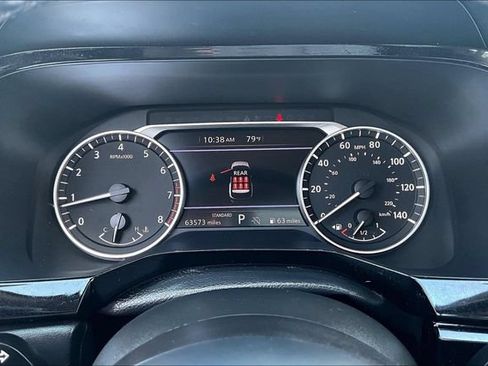 Used 2024 Nissan Pathfinder SV FWD image 13