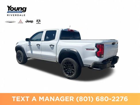 Used 2024 Chevrolet Colorado Trail Boss w/ Technology Package AWD/4WD image 3