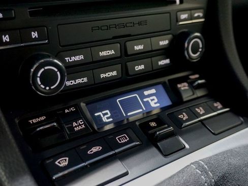 Used 2018 Porsche 911 GT3 image 24