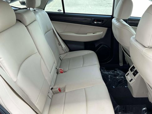 Used 2018 Subaru Outback 2.5i Limited AWD/4WD image 14