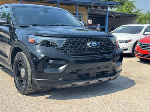 Used 2021 Ford Explorer 4WD Police Interceptor image 2
