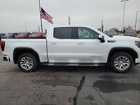 Used 2024 GMC Sierra 1500 Denali image 3