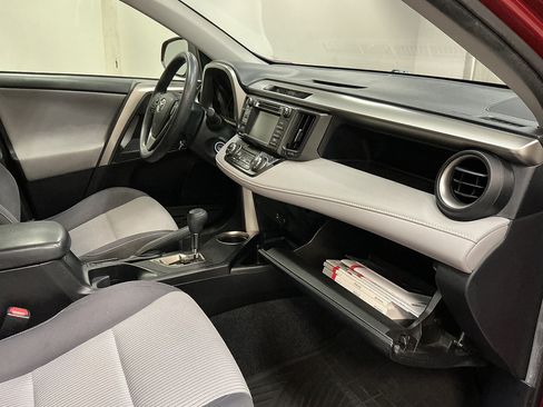 Used 2014 Toyota RAV4 XLE AWD/4WD image 32