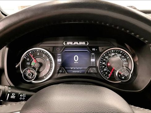 Used 2023 RAM 1500 Big Horn AWD/4WD image 28