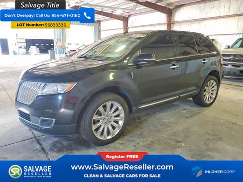 Used 2013 Lincoln MKX FWD image 1