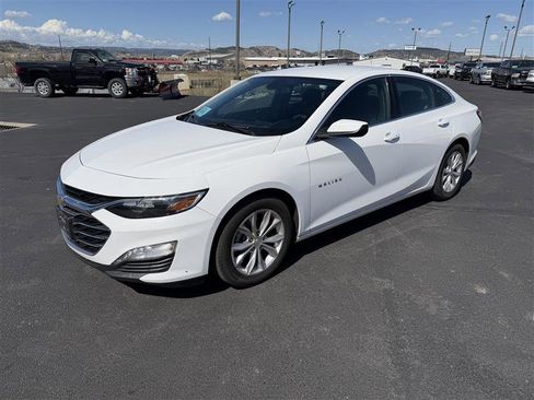 Used 2020 Chevrolet Malibu LT image 3