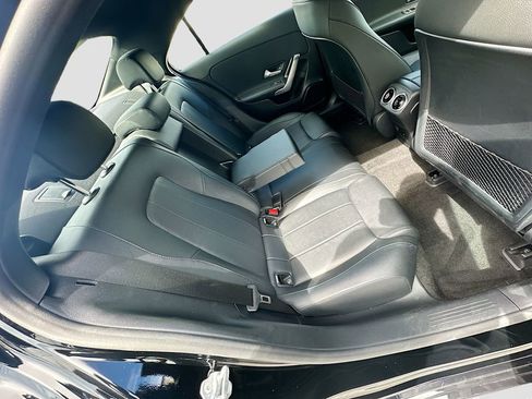 Used 2022 Mercedes-Benz A 220 4MATIC image 30