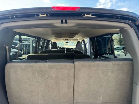 Used 2020 Chevrolet Express 3500 LS image 26