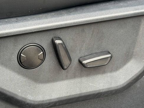 Used 2025 Ford Expedition Max Platinum AWD/4WD image 15