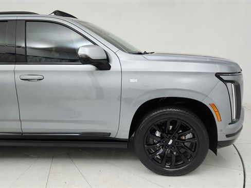 Used 2026 Cadillac Escalade Sport w/ LPO, ONYX Package image 8