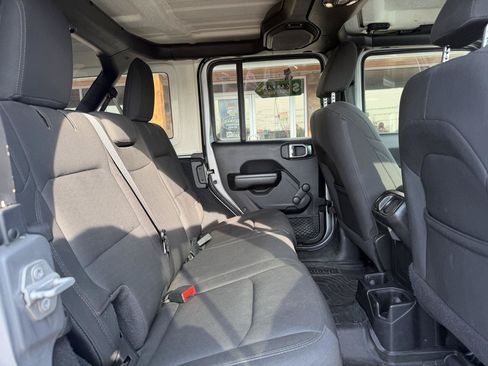 Used 2020 Jeep Wrangler Unlimited Sport AWD/4WD image 19