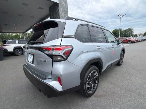 Certified 2025 Subaru Forester Limited AWD/4WD image 6