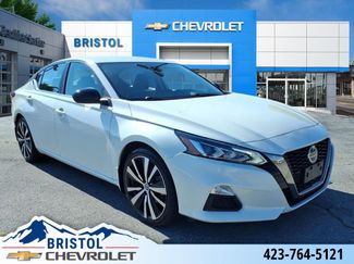 Used 2022 Nissan Altima 2.5 SR image 1