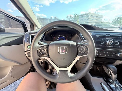 Used 2013 Honda Civic LX image 14