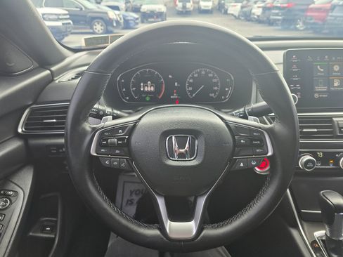 Used 2022 Honda Accord Sport image 7