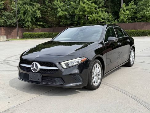 Used 2019 Mercedes-Benz A 220 4MATIC image 1
