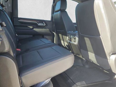 Used 2024 GMC Sierra 3500 Denali w/ Denali Reserve Package image 20