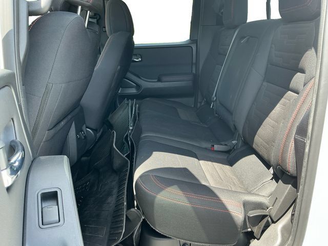 Used 2022 Nissan Frontier PRO-4X AWD/4WD image 16