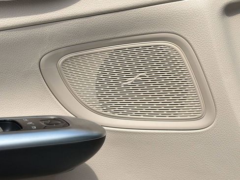 New 2026 Mercedes-Benz C 300 Sedan image 22