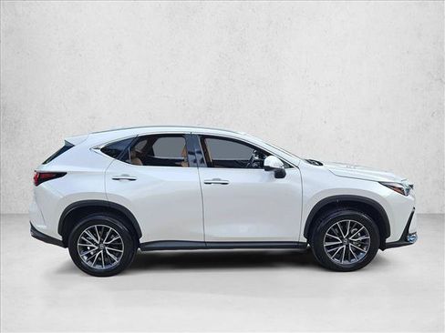 Used 2024 Lexus NX 250 FWD w/ Towing Package (2000 Lbs) image 4