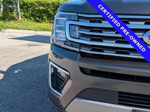 Used 2020 Ford Expedition Limited w/ Equipment Group 302A RWD image 10