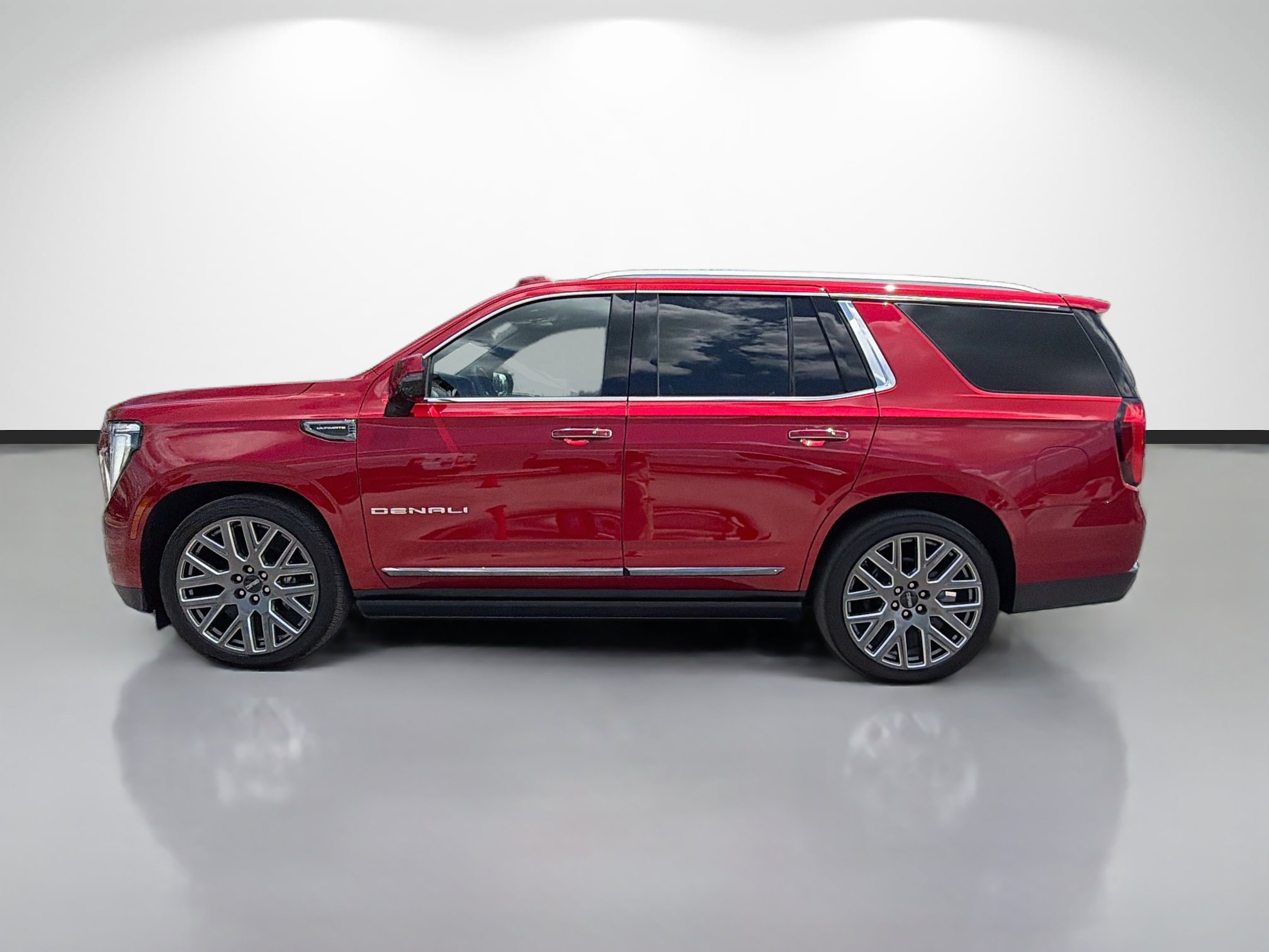 Used 2025 GMC Yukon Denali Ultimate AWD/4WD image 6