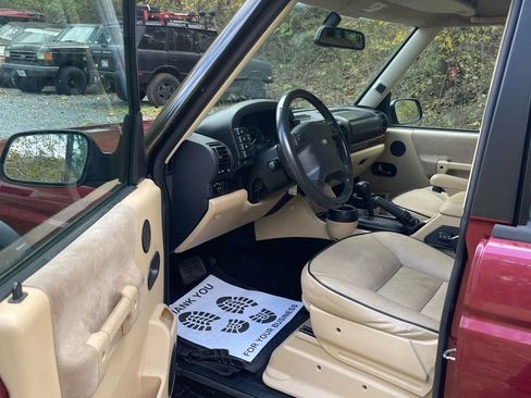 Used 2004 Land Rover Discovery SE image 11