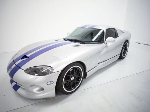 Used 1999 Dodge Viper GTS RWD image 14