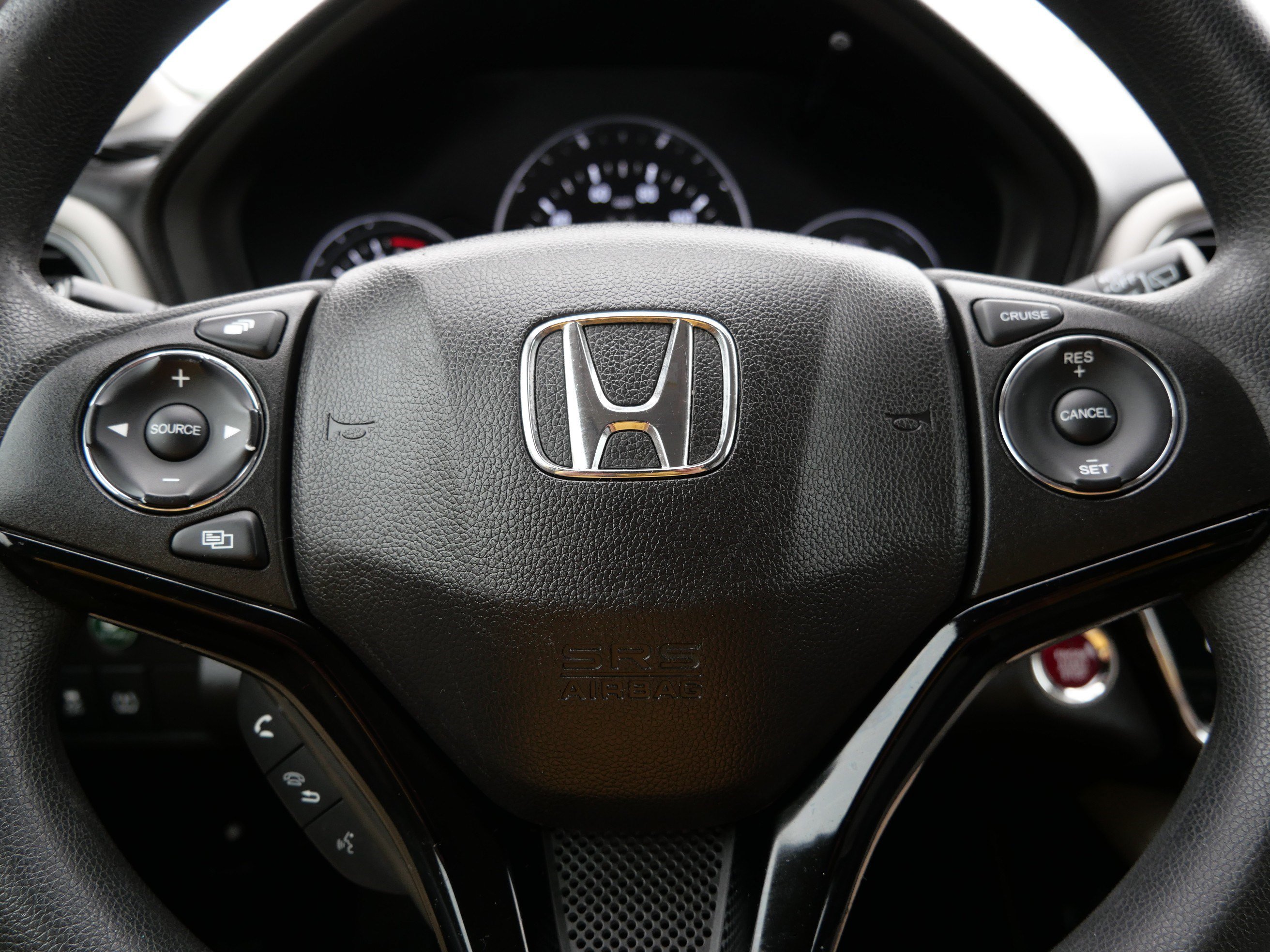 Used 2016 Honda HR-V EX image 25