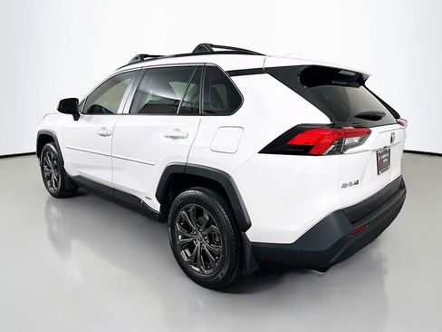 Used 2024 Toyota RAV4 XLE Premium image 7