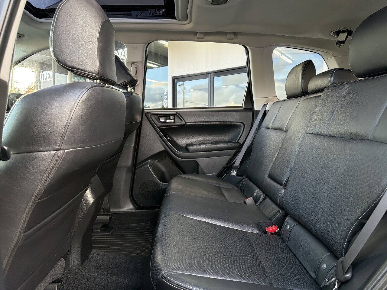 Used 2014 Subaru Forester 2.5i Limited AWD/4WD image 22