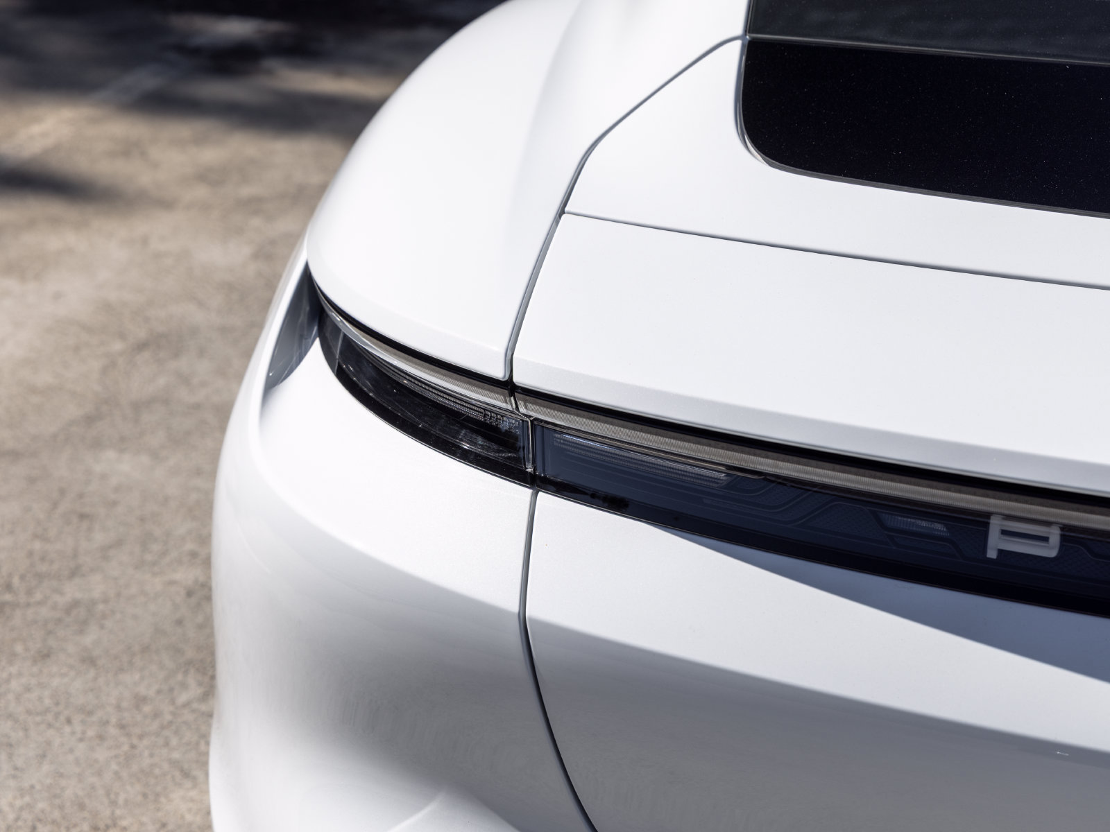 Certified 2022 Porsche Taycan 4S AWD/4WD image 17