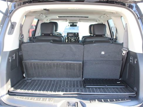 Used 2024 Nissan Armada Platinum w/ Captain's Chairs Package image 14