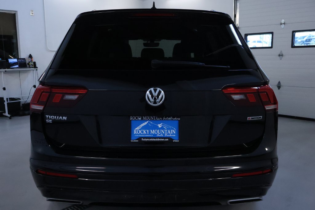 Used 2021 Volkswagen Tiguan SE R-Line AWD/4WD image 7