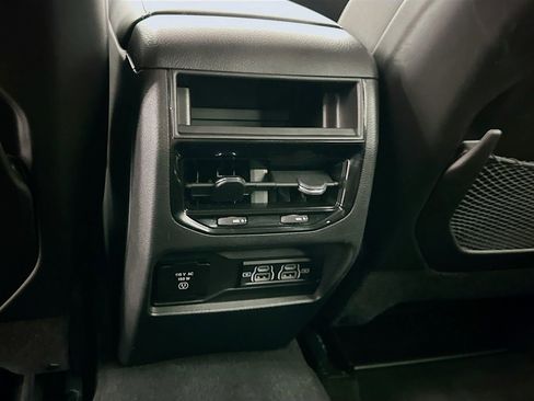 Certified 2023 Jeep Grand Cherokee Altitude image 36