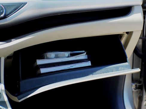 Used 2016 Toyota Highlander XLE FWD image 21