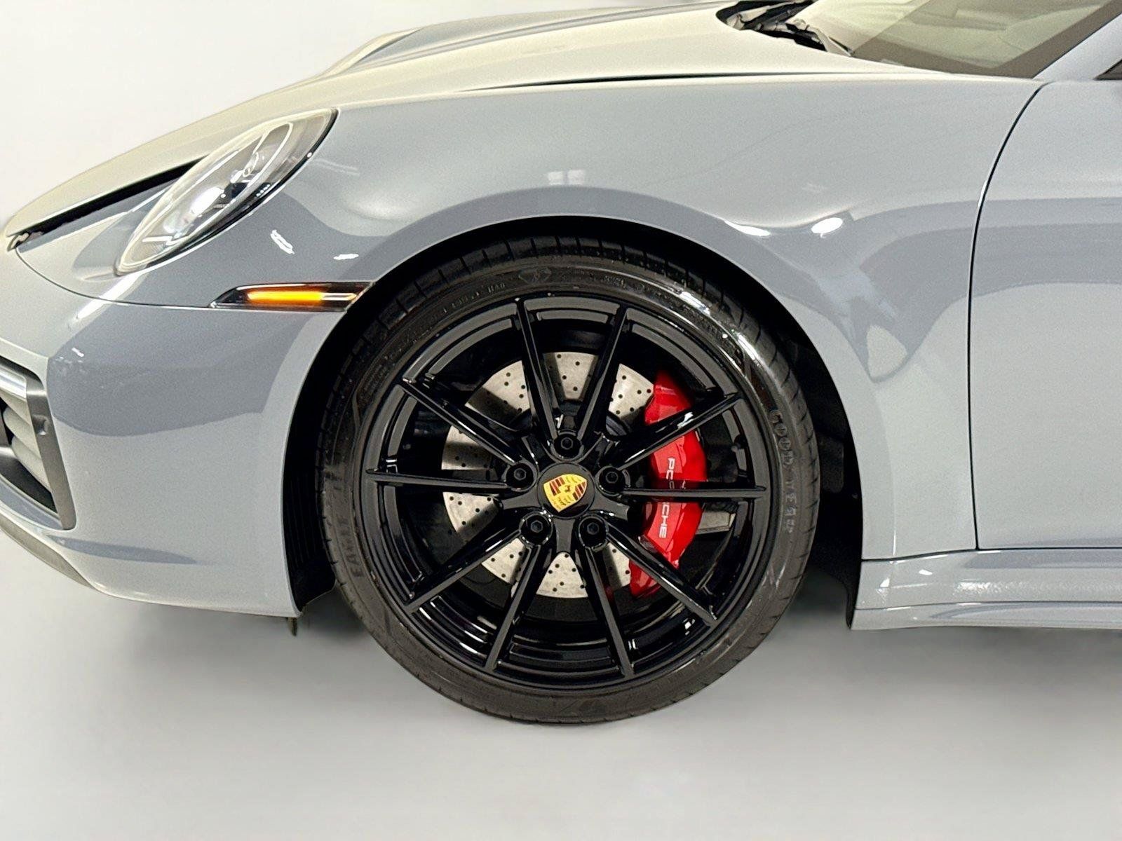 Used 2024 Porsche 911 AWD/4WD image 39