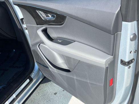 Certified 2025 Audi Q7 Premium Plus w/ Premium Plus Package image 14